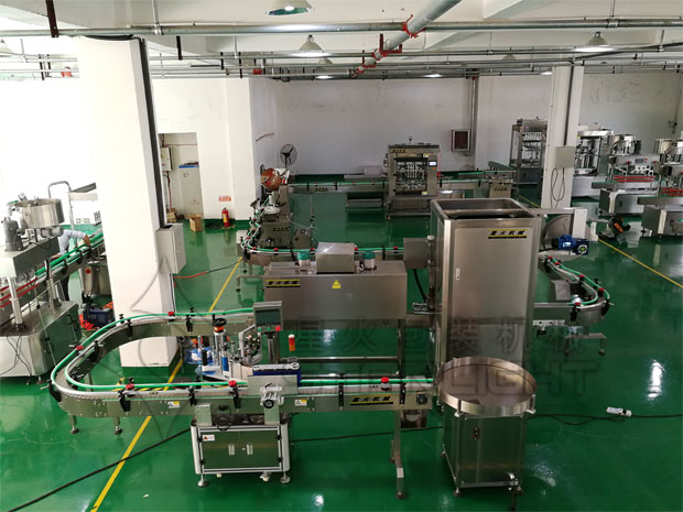 星全自動醬料灌裝機設備展示