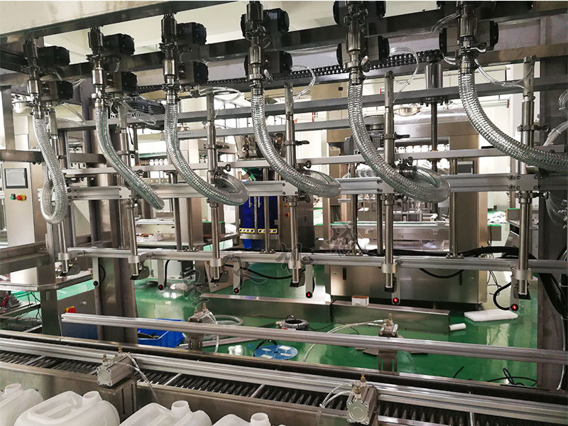 大桶稱重灌裝機細節展示